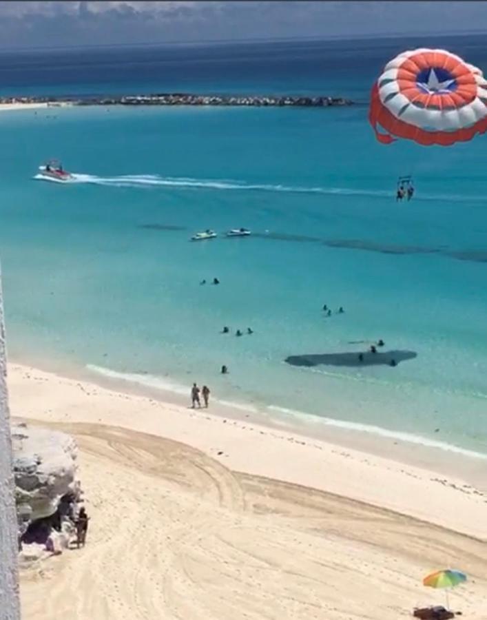 Studio Oceanfront Prime Location Cancun Bagian luar foto